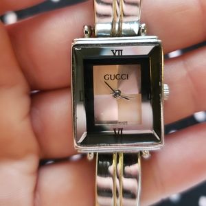 Women's Gucci Bracelet Watch